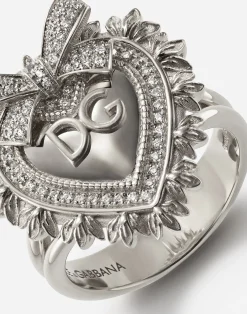 Devotion ring in white gold with diamonds