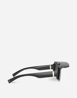 DG crossed sunglasses