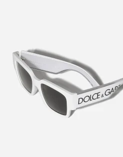 DNA logo sunglasses