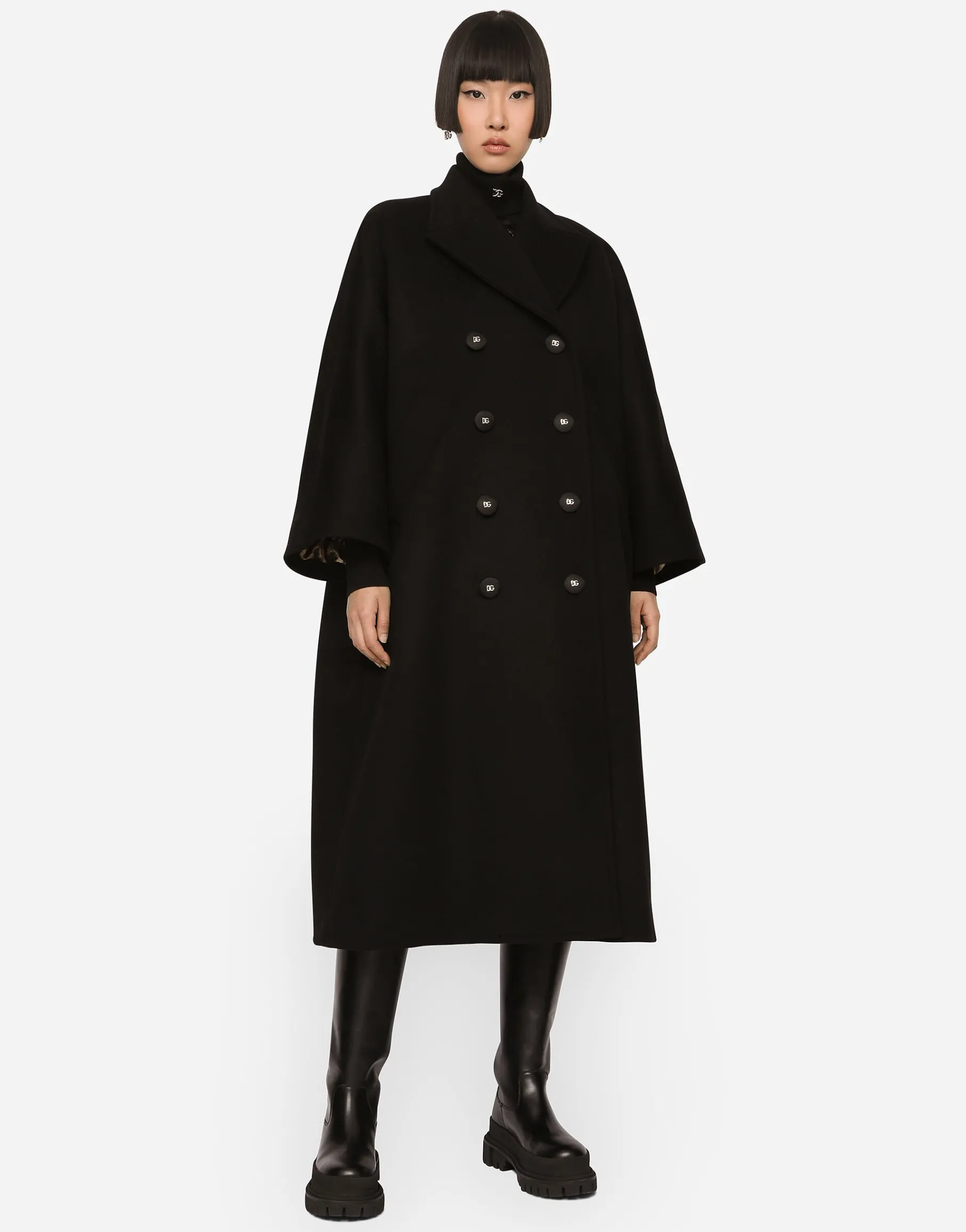 Double-breasted baize coat