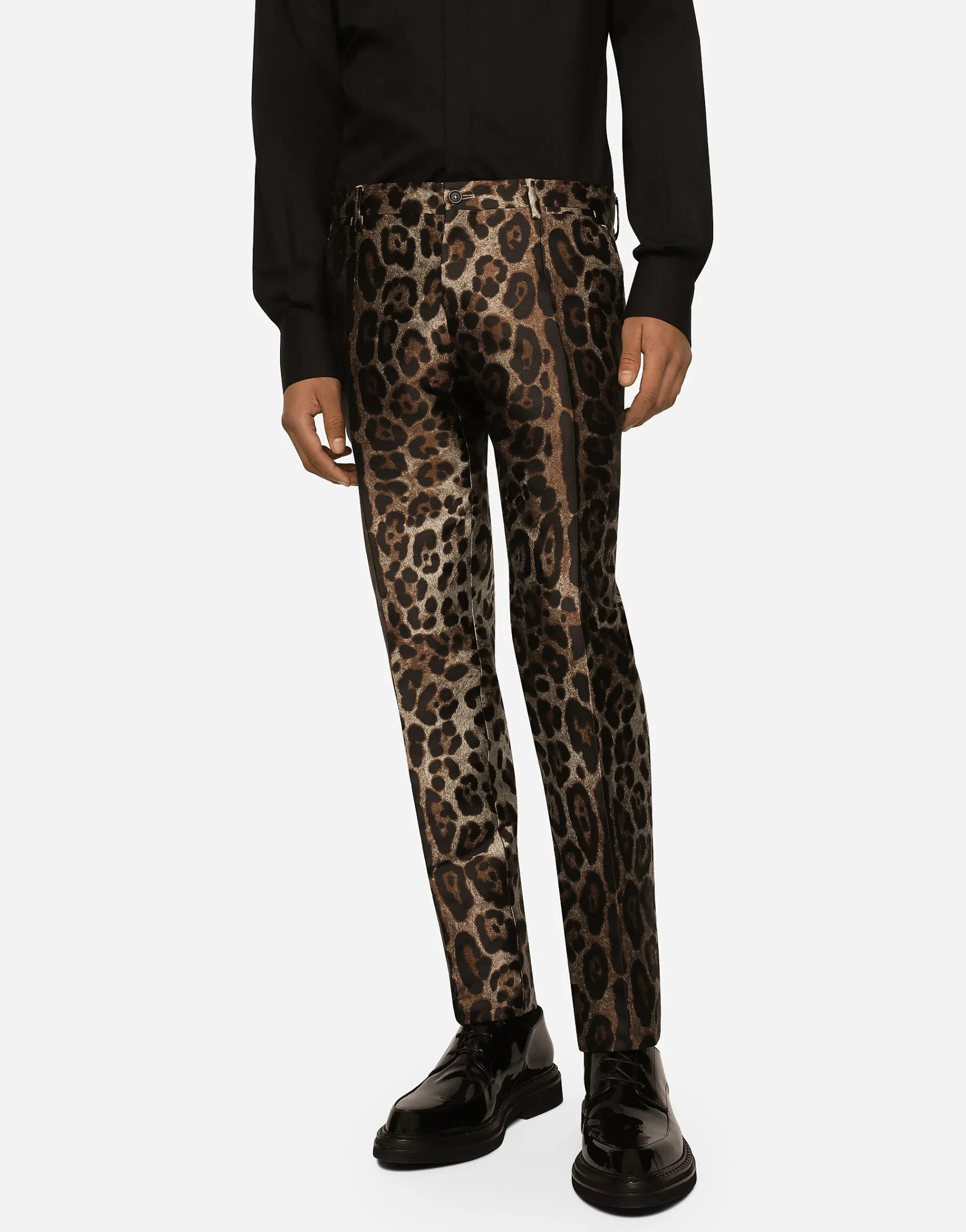 Double-breasted leopard-design jacquard Sicilia-fit suit
