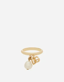 Engagement ring with DG logo and pearl charms