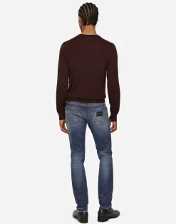 Extra-fine cashmere round-neck sweater