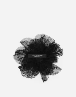 Flower brooch