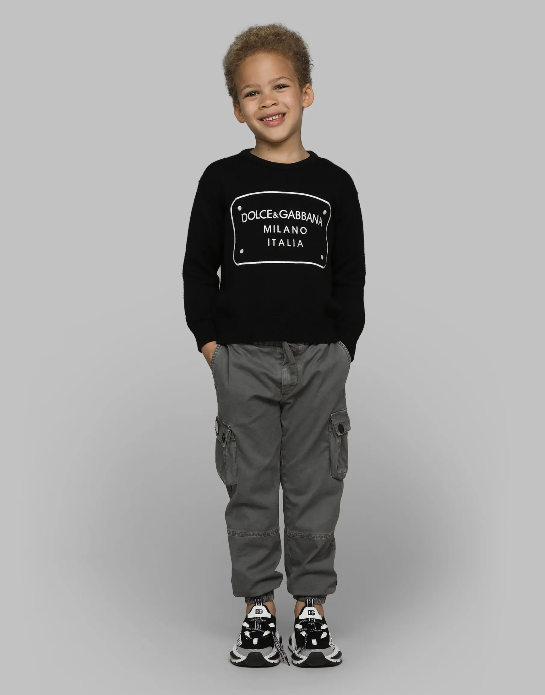 Gabardine cargo pants with branded tag