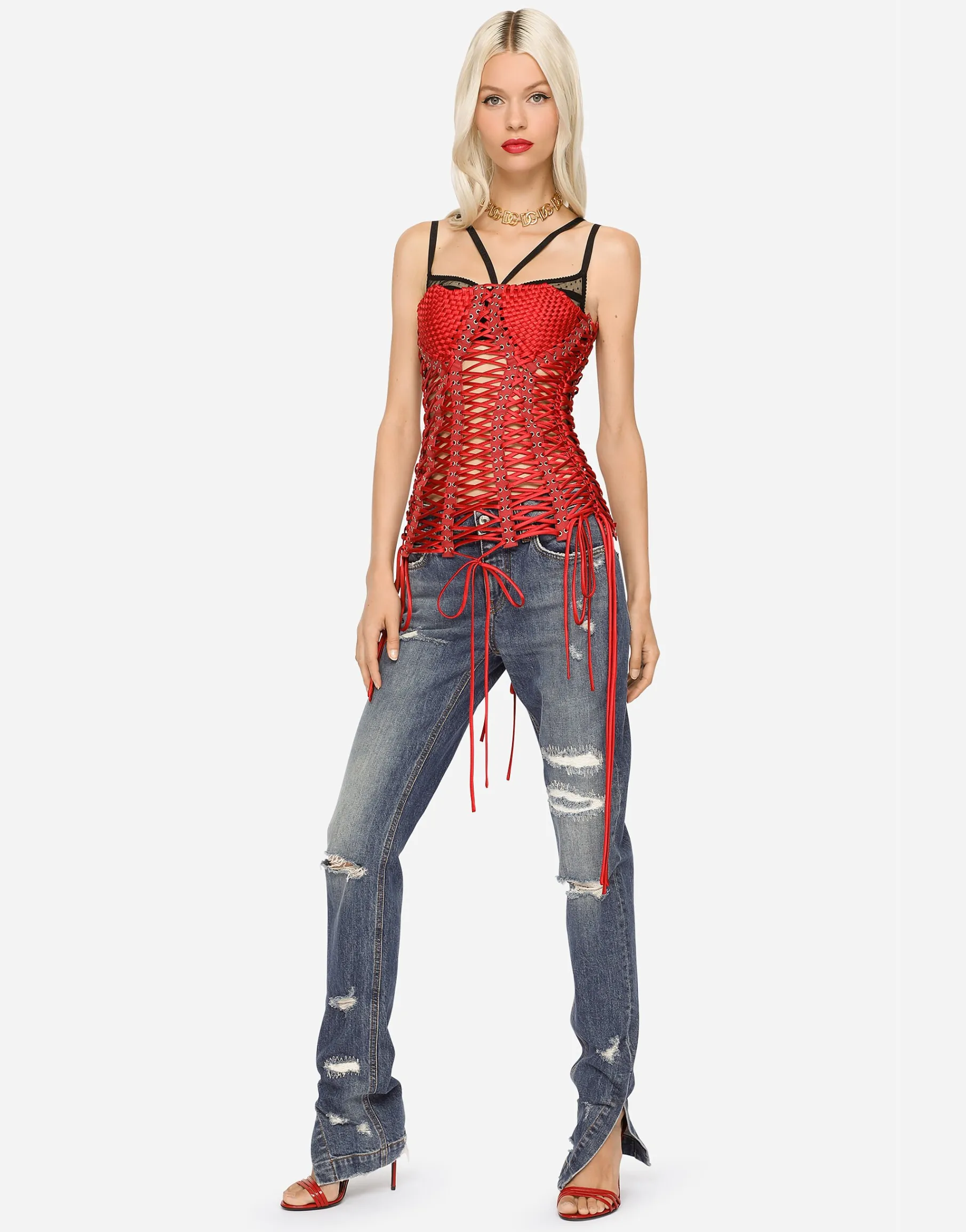 Girly jeans with ripped details