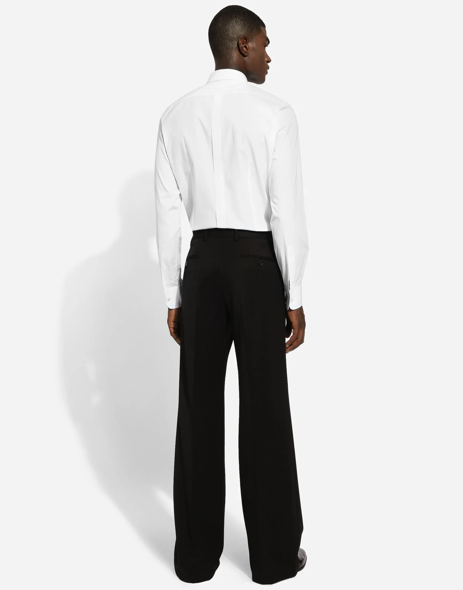 Gold-fit tuxedo shirt with rhinestone embroidery