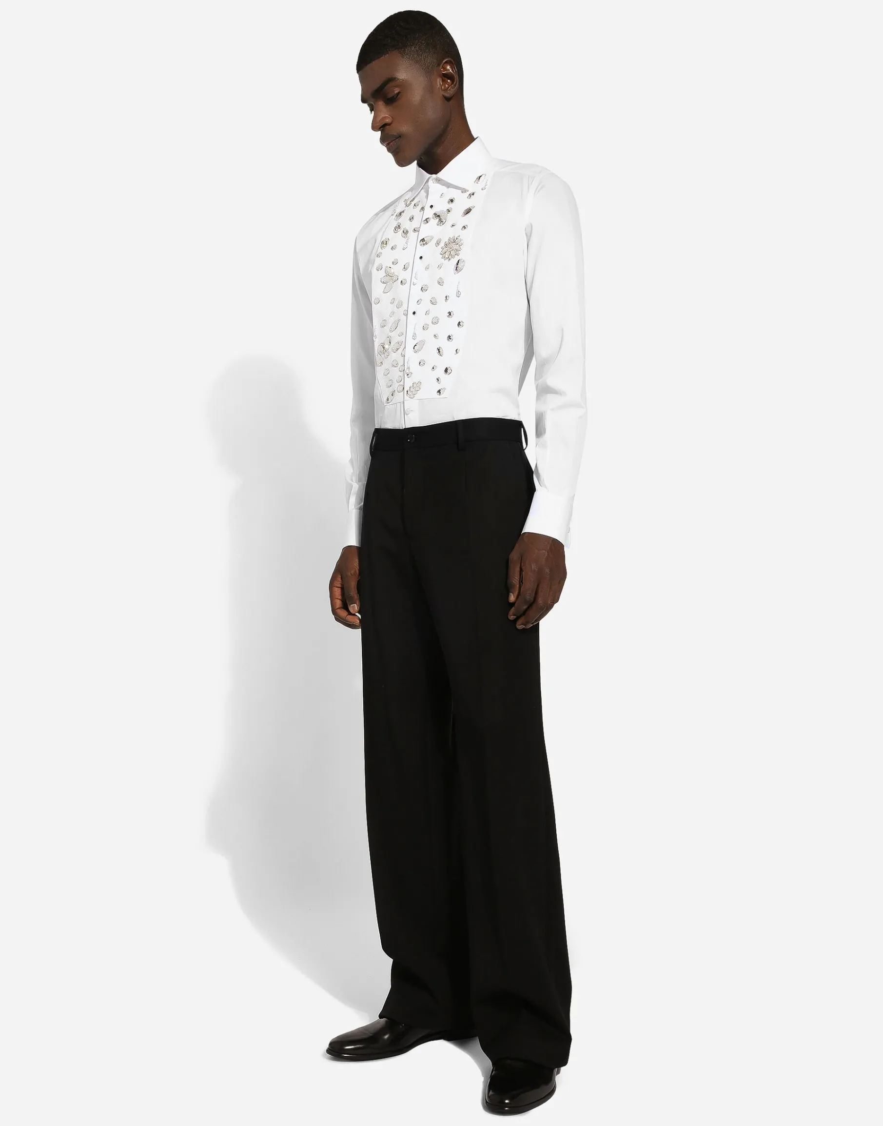 Gold-fit tuxedo shirt with rhinestone embroidery