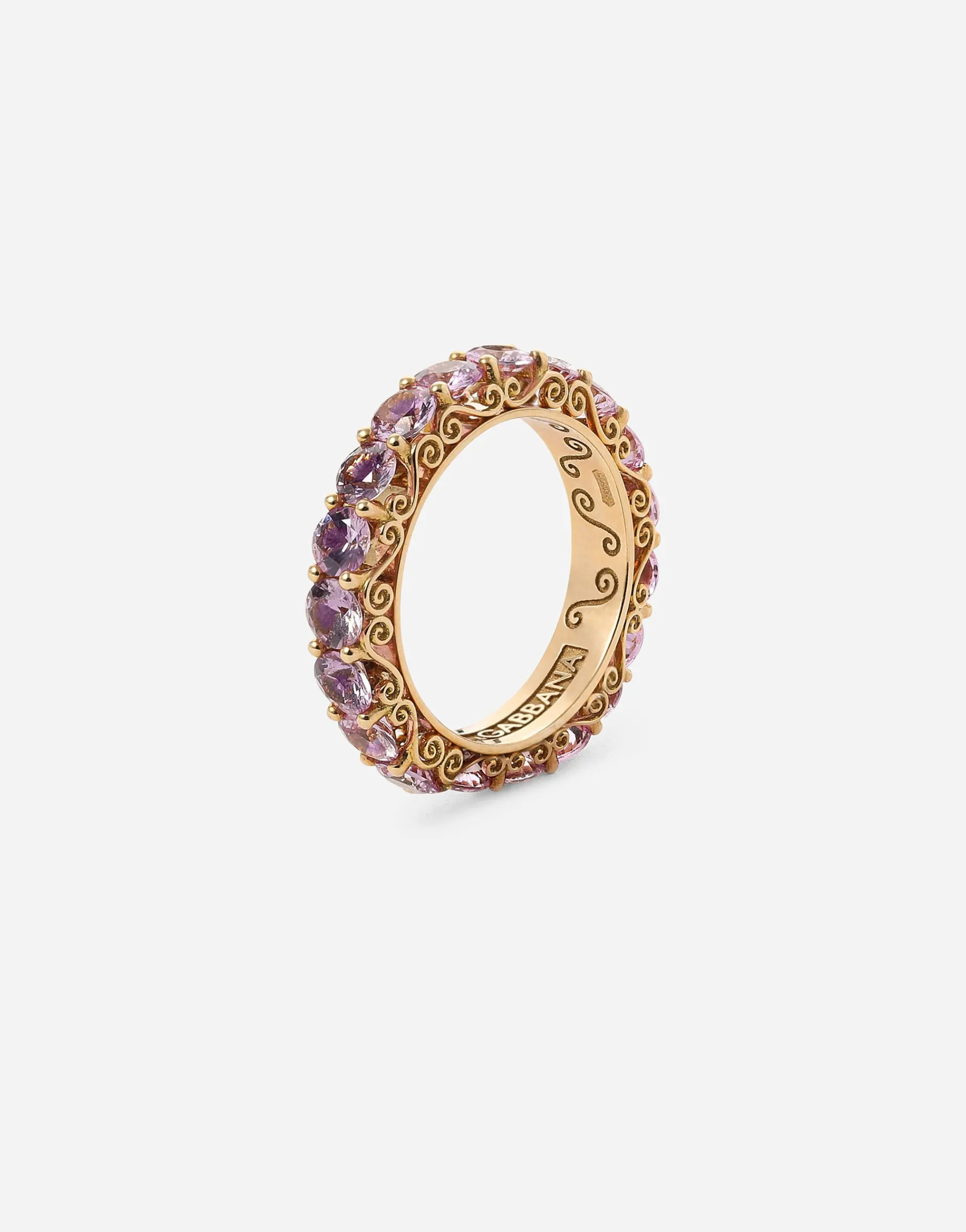 Heritage band ring in yellow 18kt gold with pink sapphires