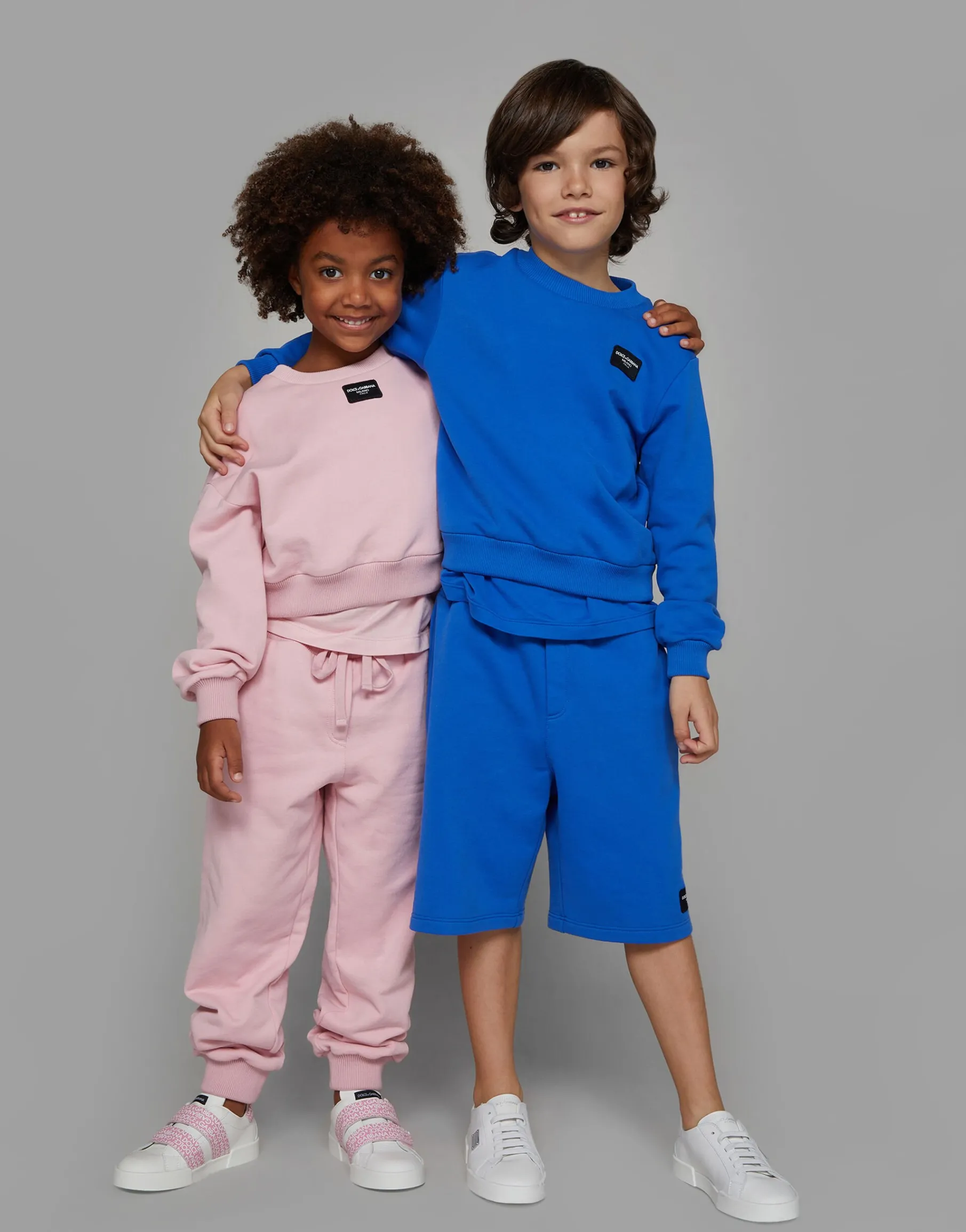 Jersey jogging pants with logo patch