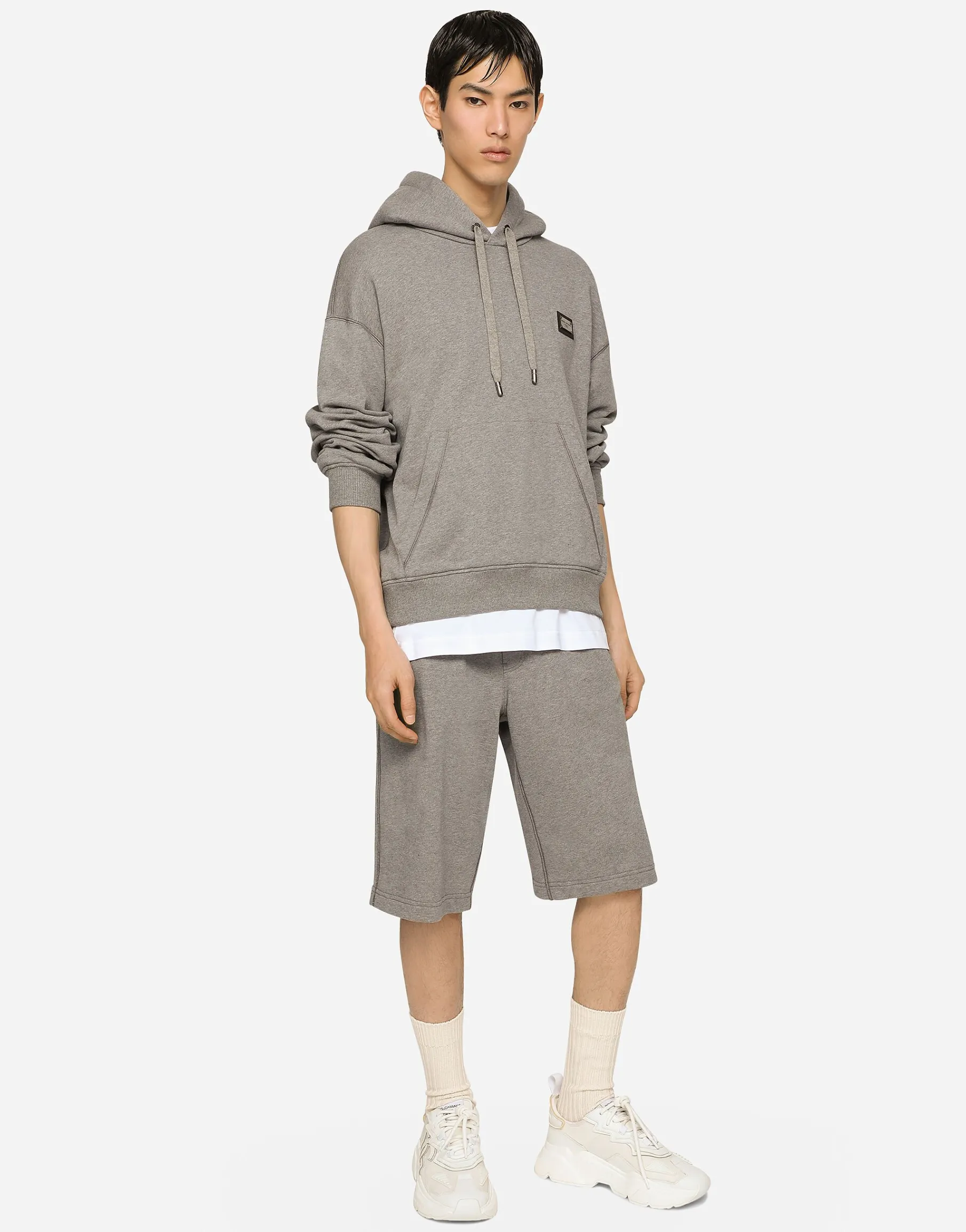 Jersey jogging shorts with logo tag