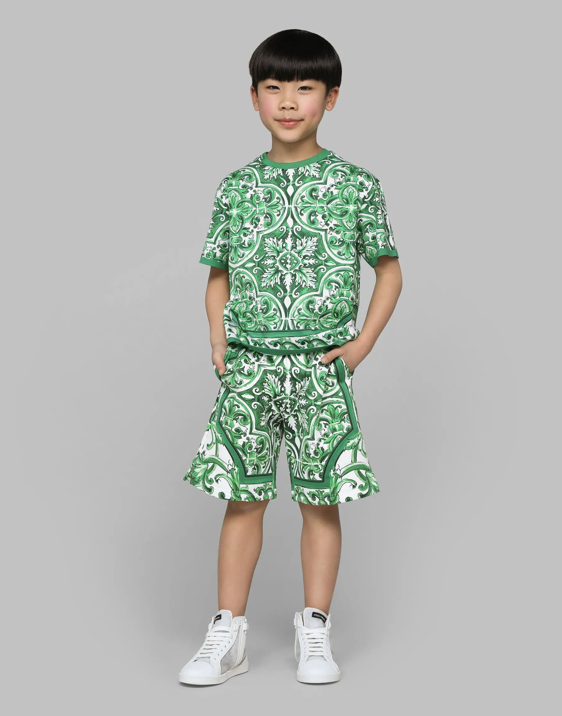 Jersey T-shirt with green majolica print
