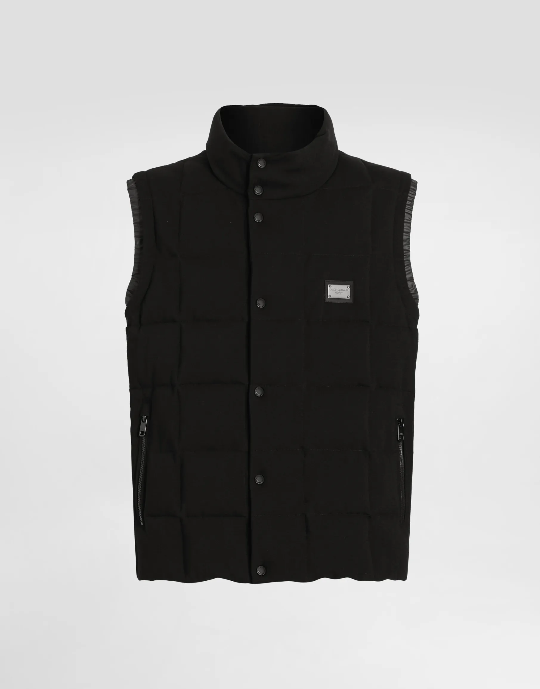 Jersey vest with branded tag