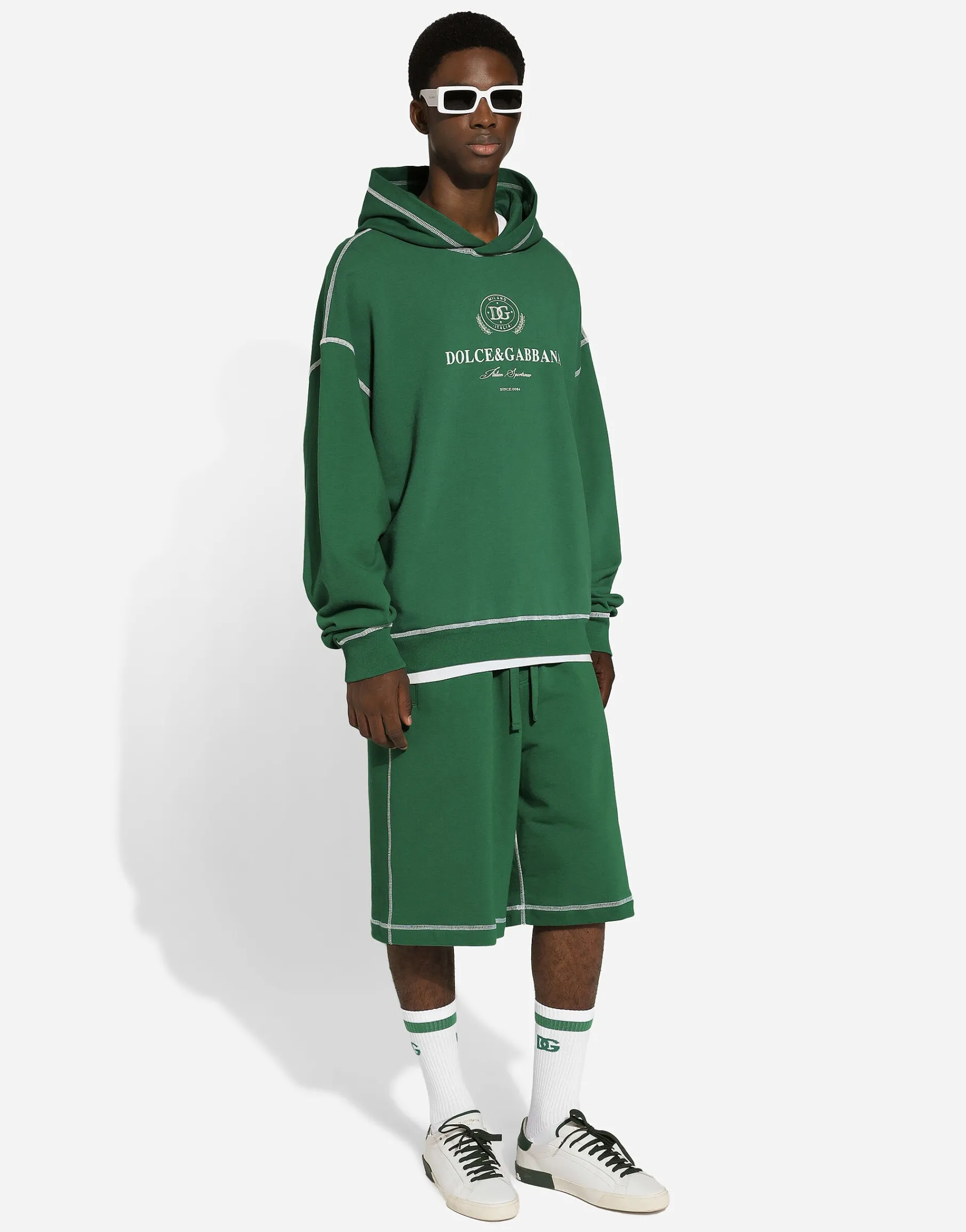 Jogging shorts with embroidered logo