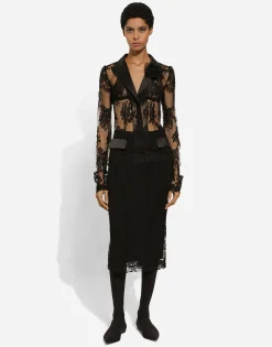 Lace pencil skirt with slit