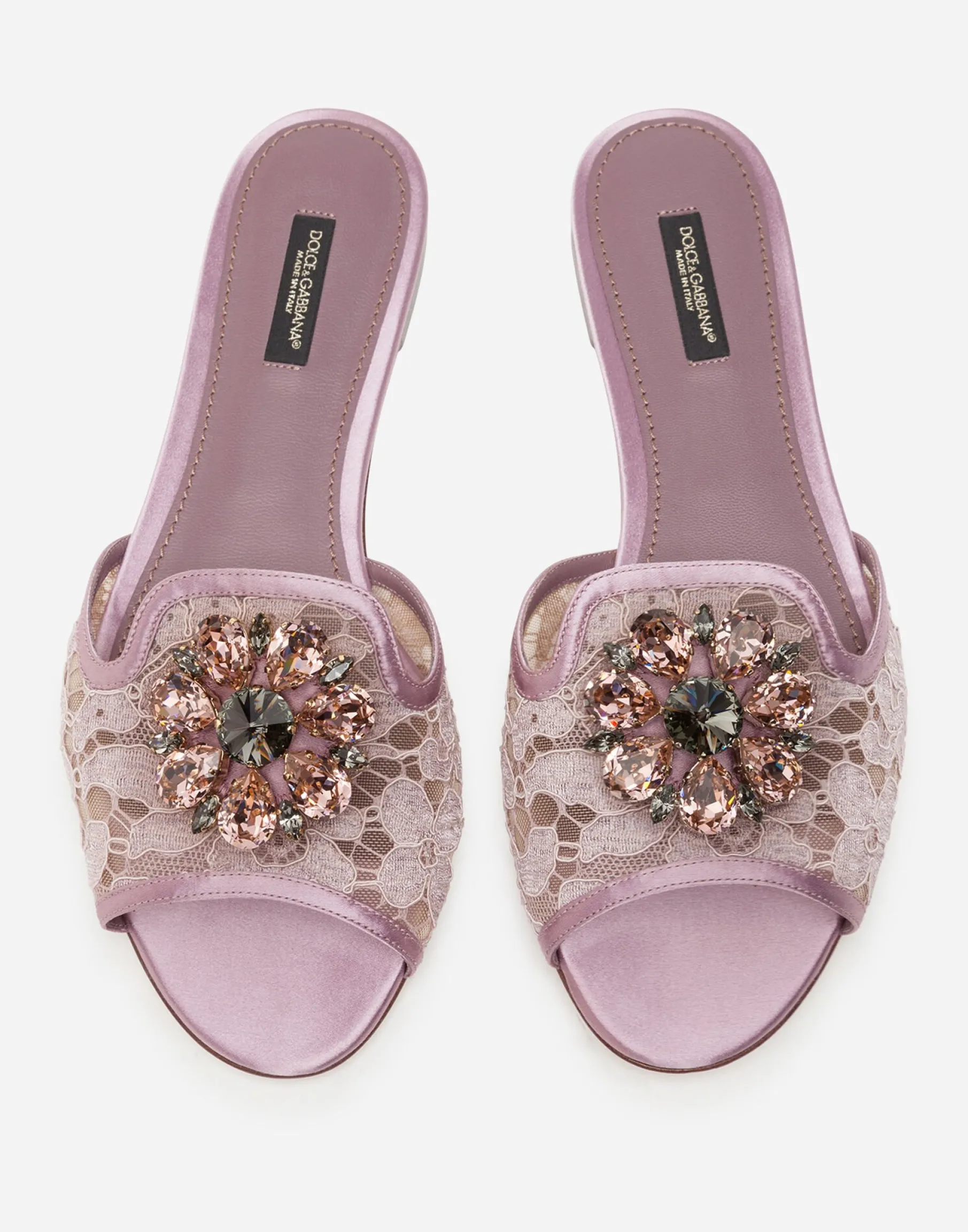 Lace rainbow sliders with brooch detailing
