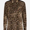 Leopard-print cotton shirt with multiple pockets