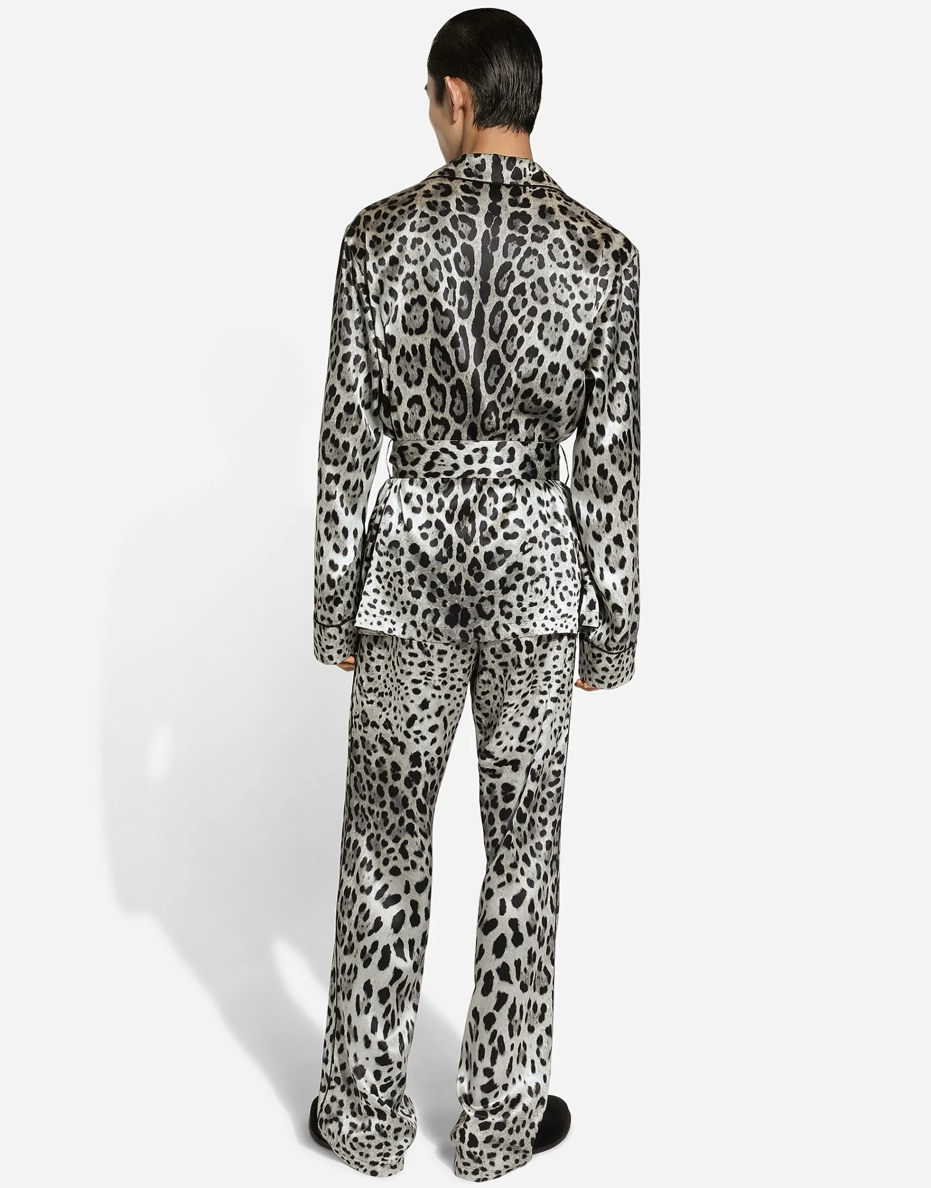 Leopard-print satin robe