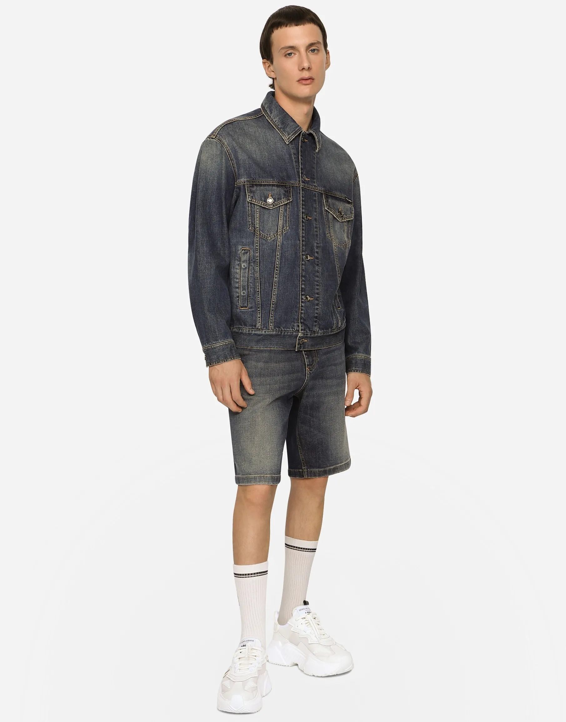 Light blue wash stretch denim shorts