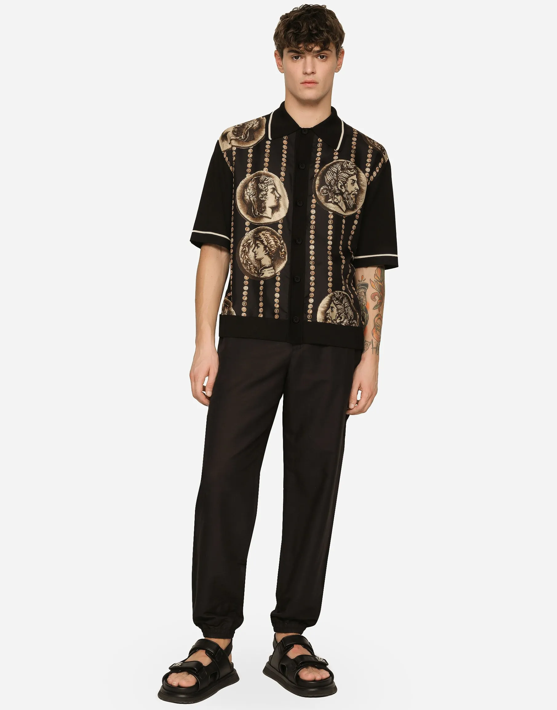 Linen and cotton jogging pants with logo label