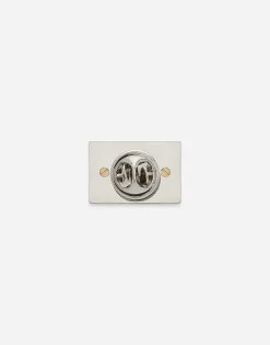 Logo tag pins brooch