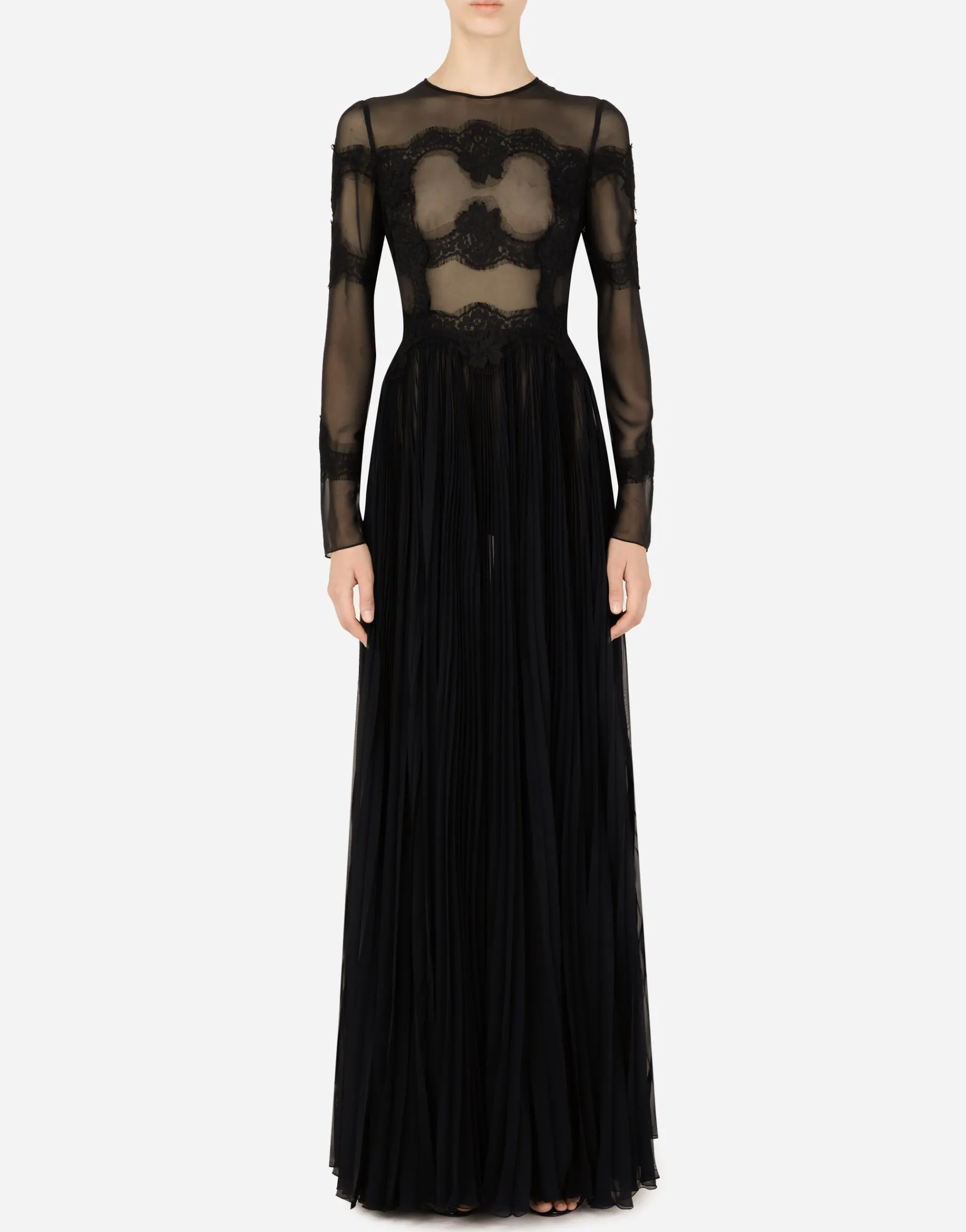 Long chiffon dress with lace details