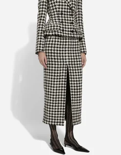 Long macro-houndstooth skirt