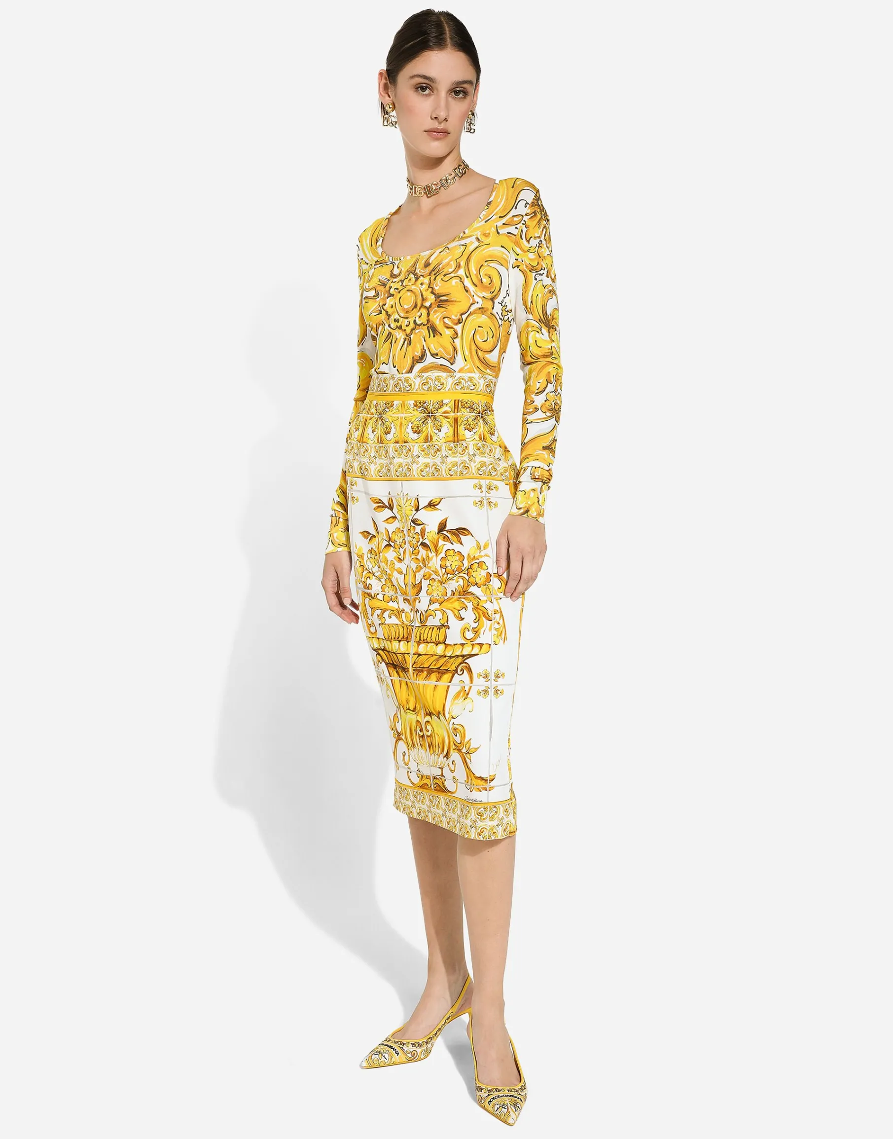 Long-sleeved stretch viscose sweater with majolica print
