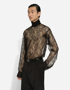 Loose lace turtleneck with shirt cuffs