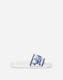 Majolica-print sliders with metal DG logo