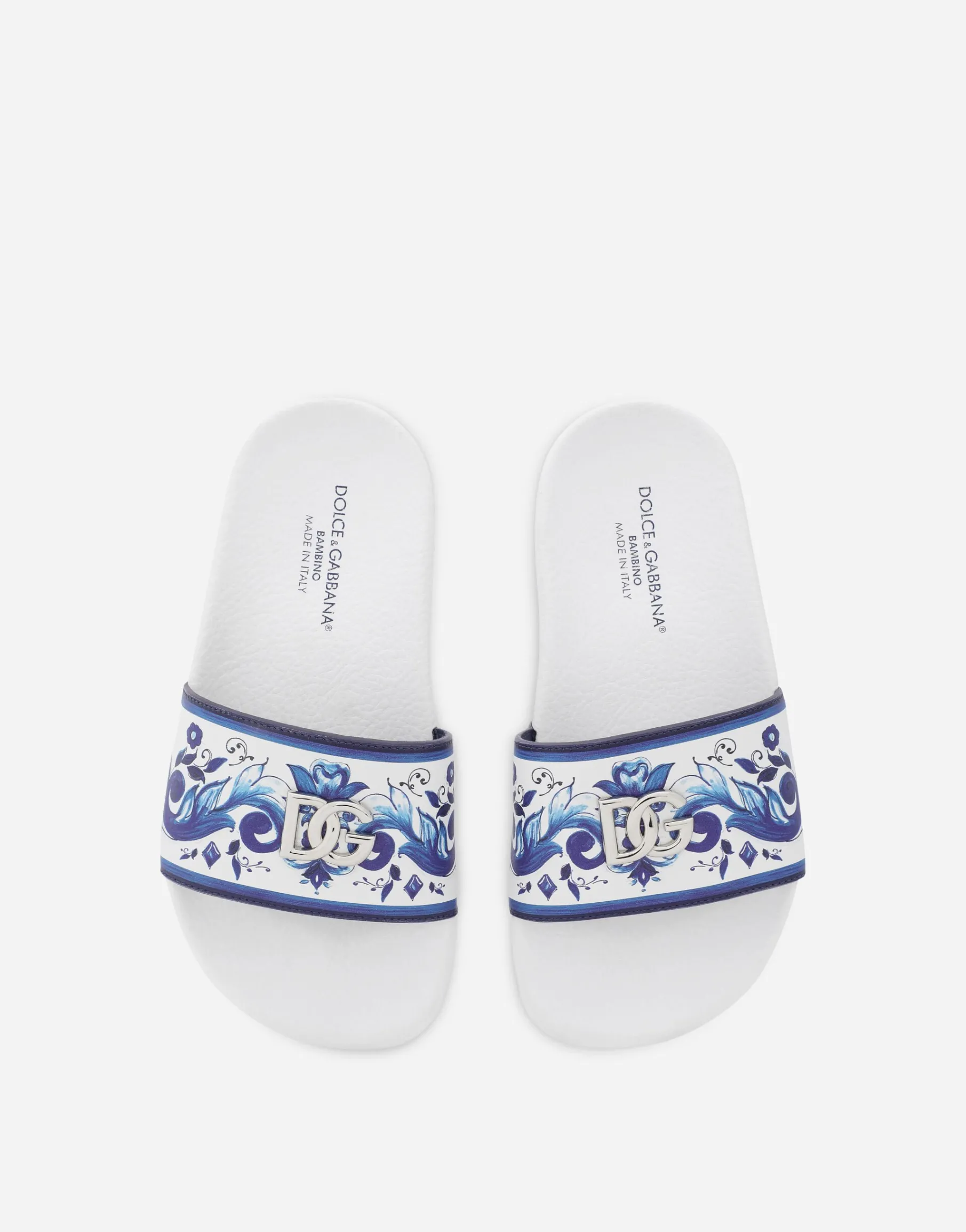 Majolica-print sliders with metal DG logo
