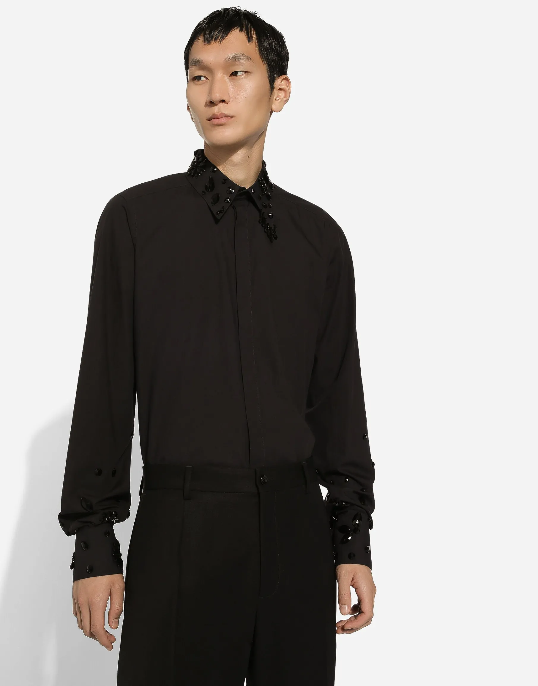 Martini-fit shirt with rhinestone embroidery