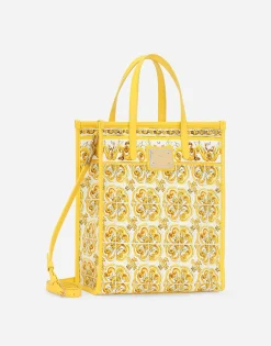 Medium shopper