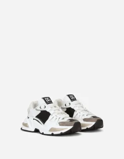 Mixed-material Airmaster sneakers