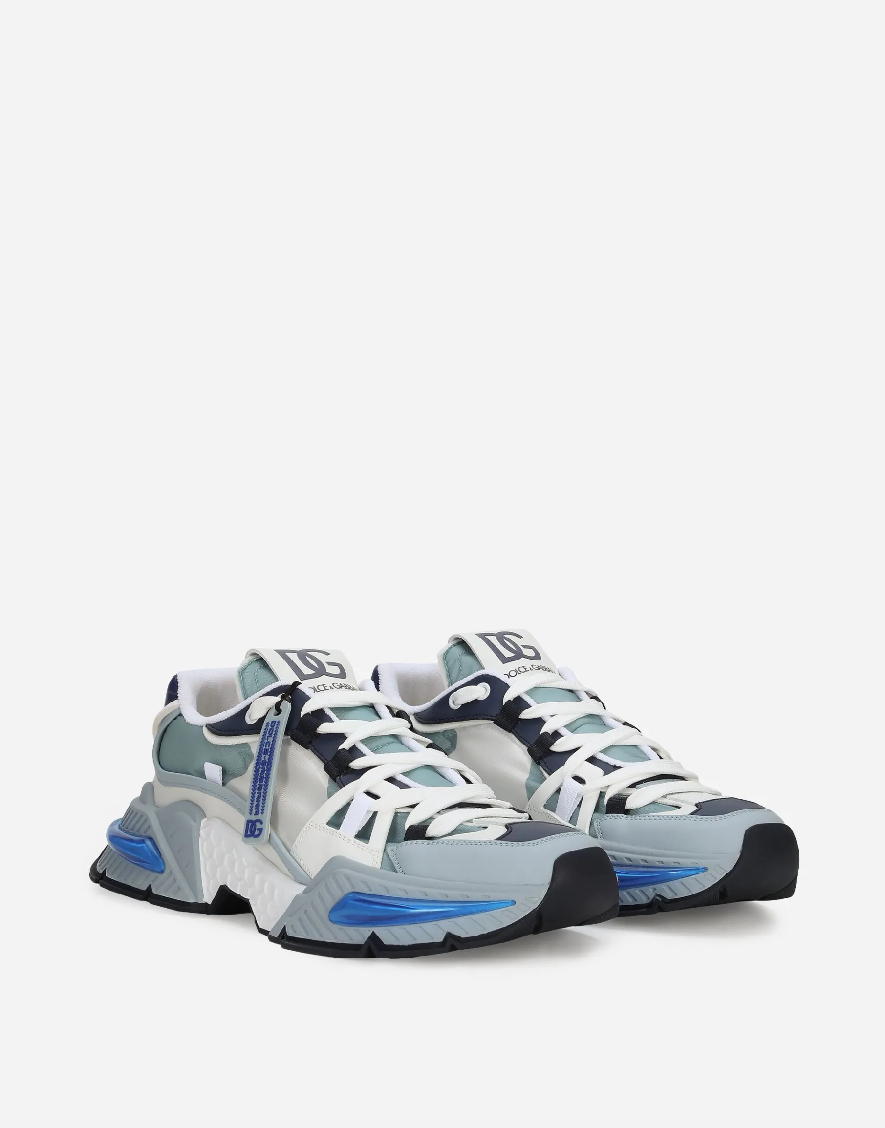 Mixed-material Airmaster sneakers