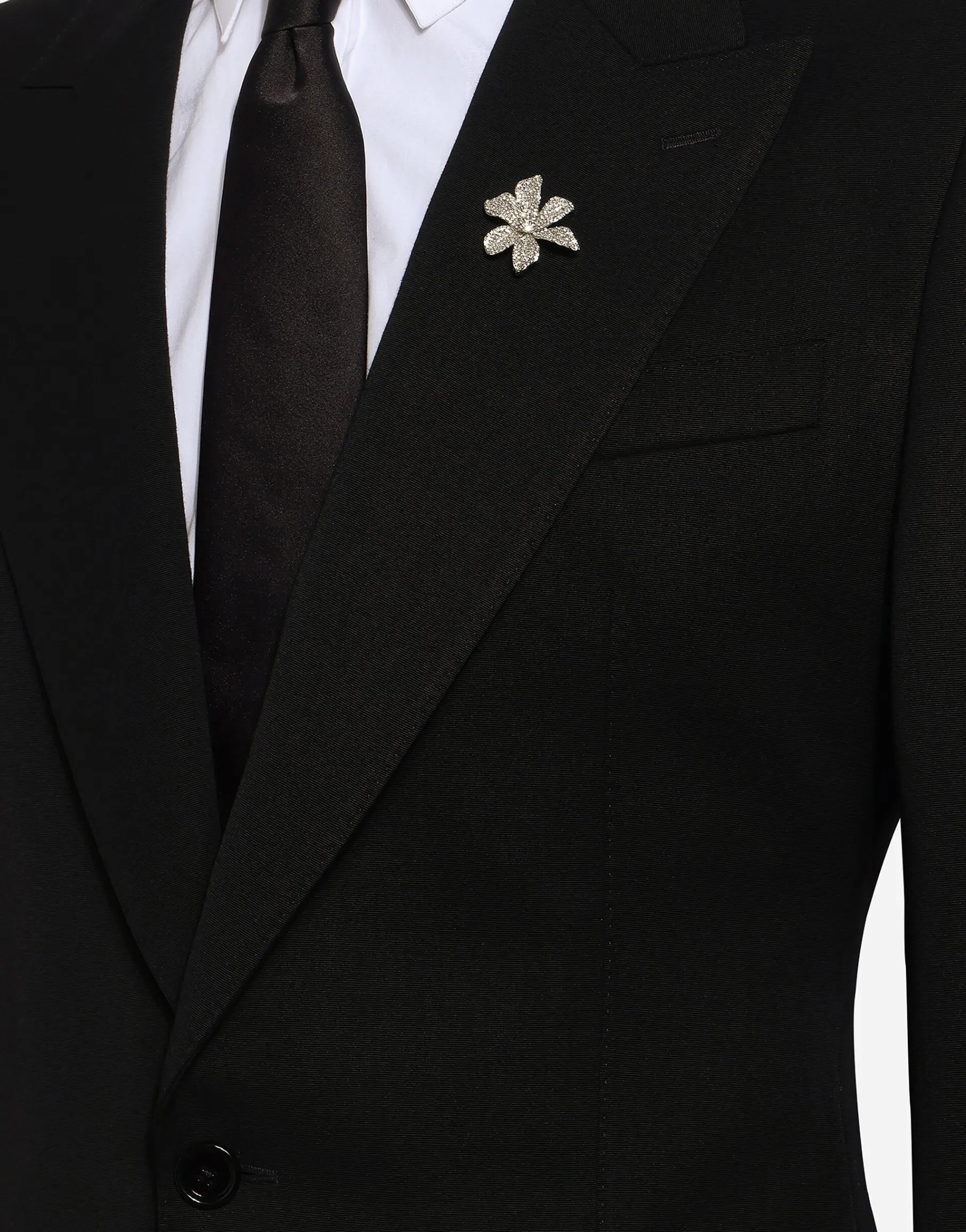 35-mm gray brooch