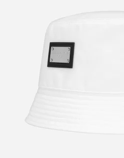 Nylon bucket hat with branded plate