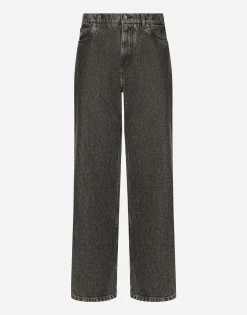 Oversize denim jeans