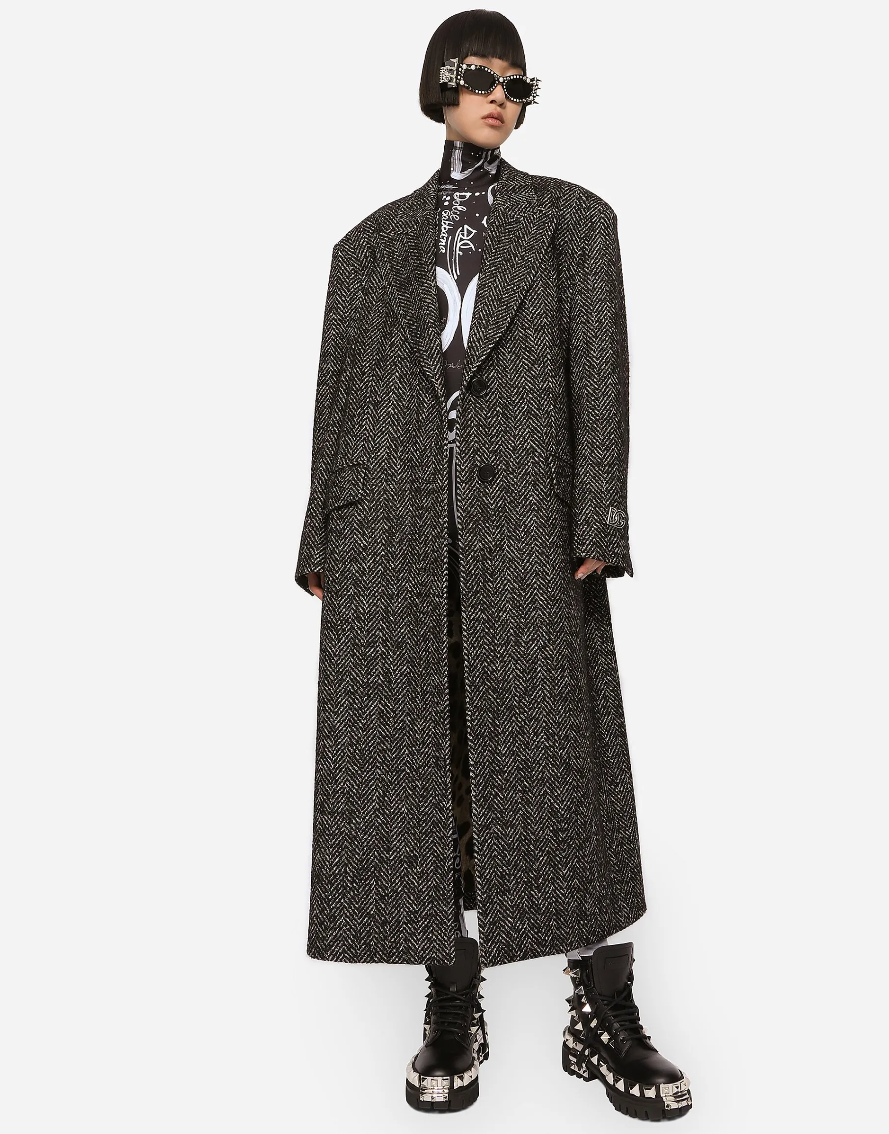 Oversize herringbone coat with half-belt