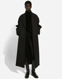 Oversize single-breasted wool coat