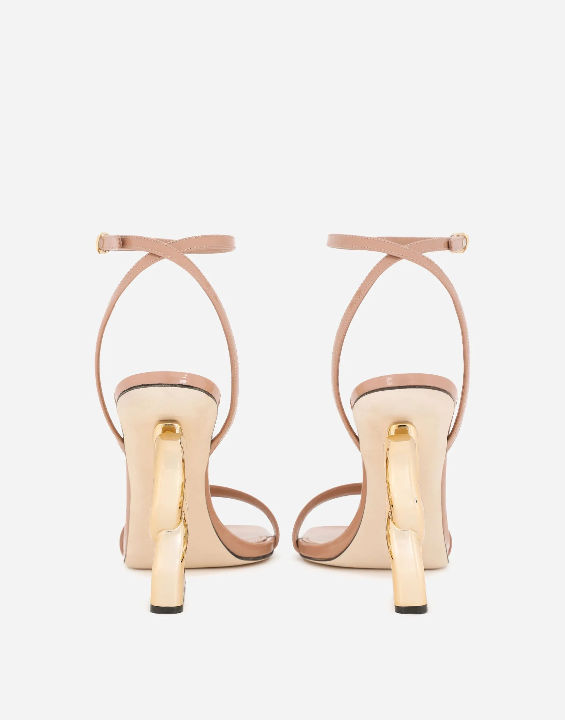 Patent leather sandals with 3.5 heel