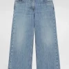 5-pocket denim jeans with branded tag