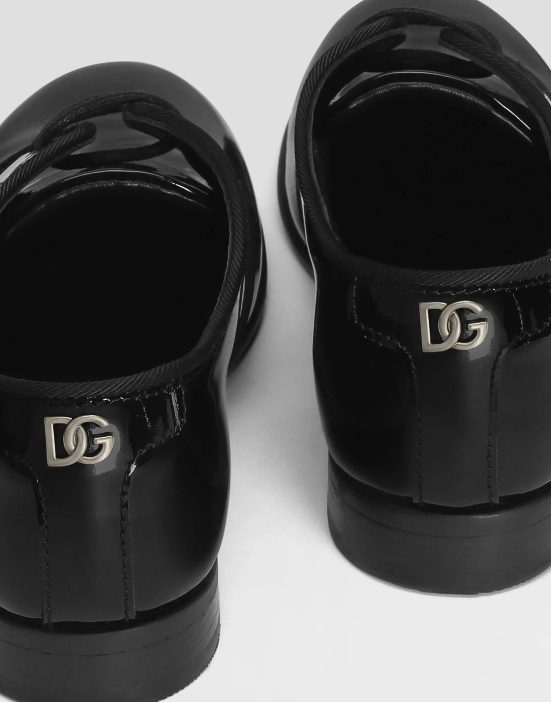 Polished calfskin Derby shoes