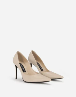 Polished calfskin pumps