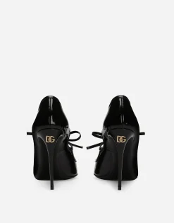 Polished calfskin pumps
