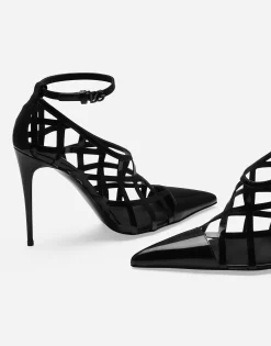 Polished calfskin pumps