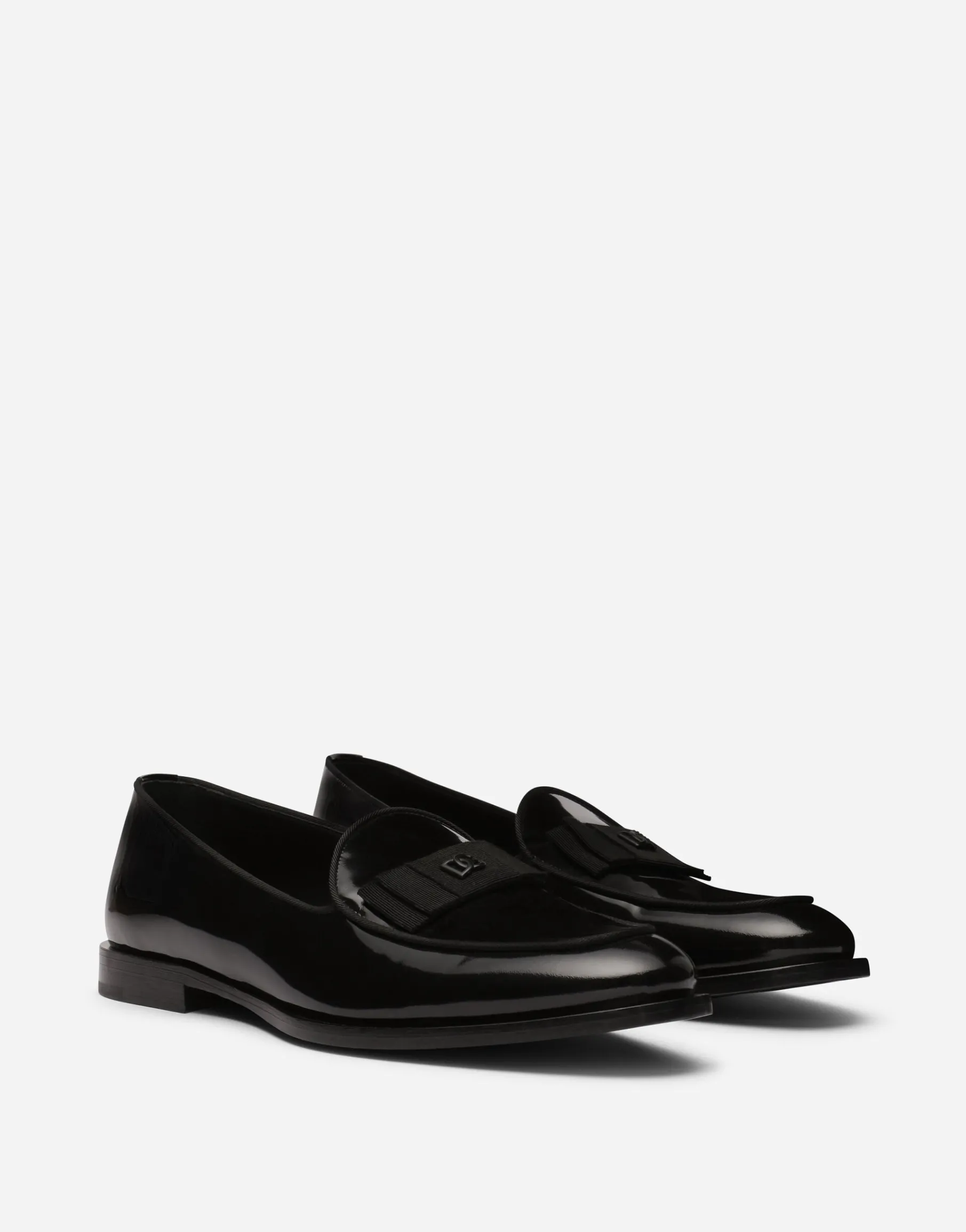 Polished calfskin slippers