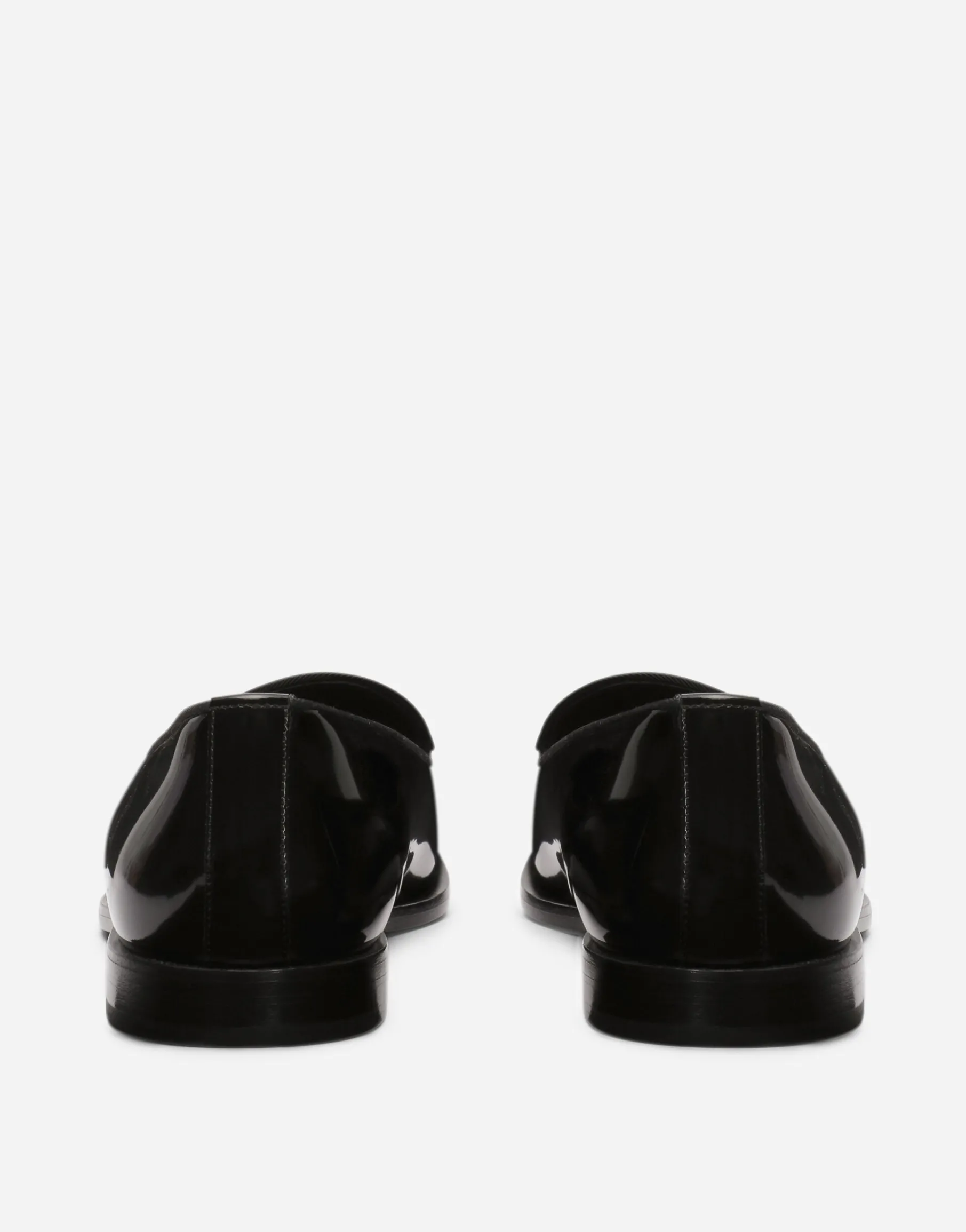 Polished calfskin slippers