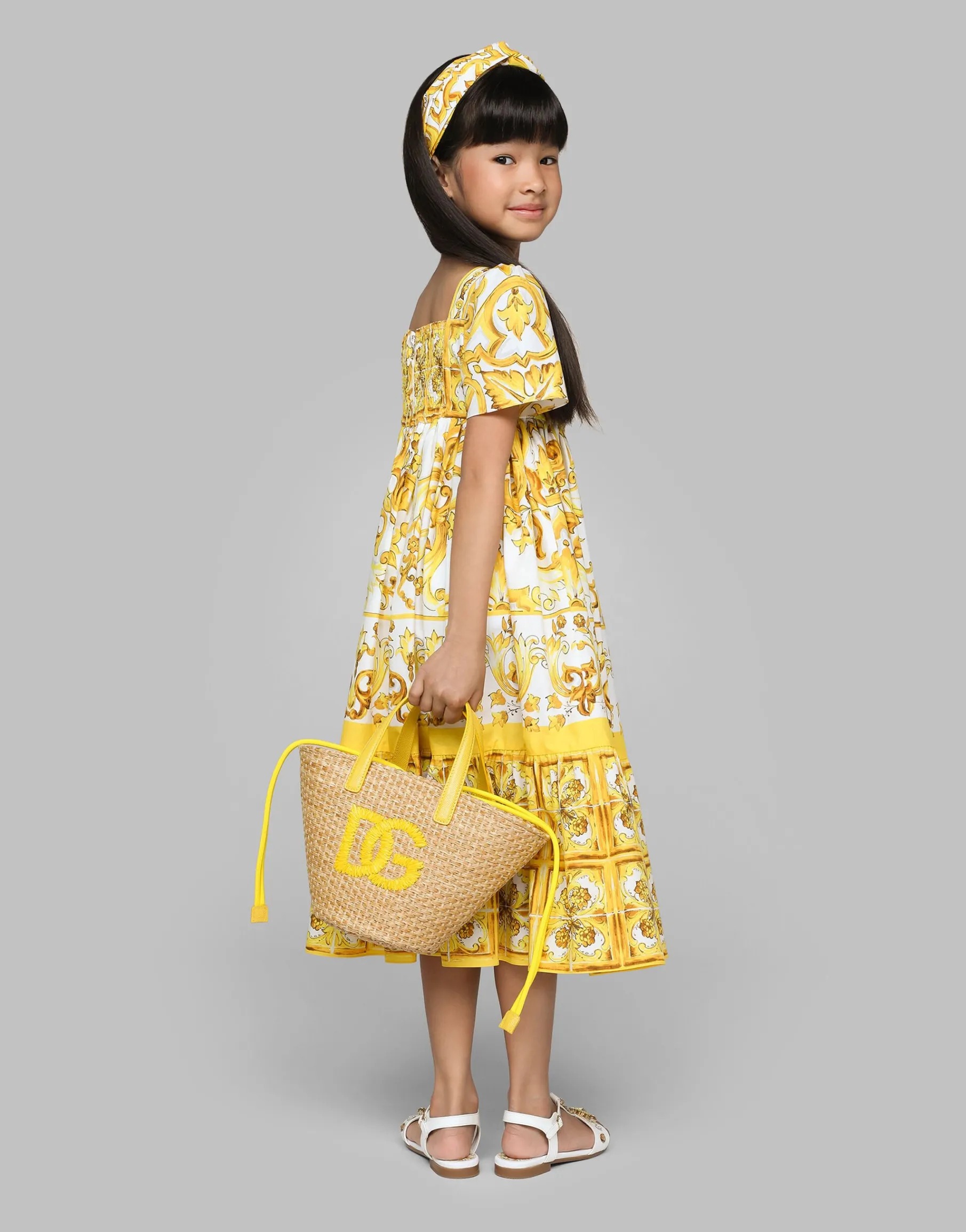 Poplin dress with yellow majolica print