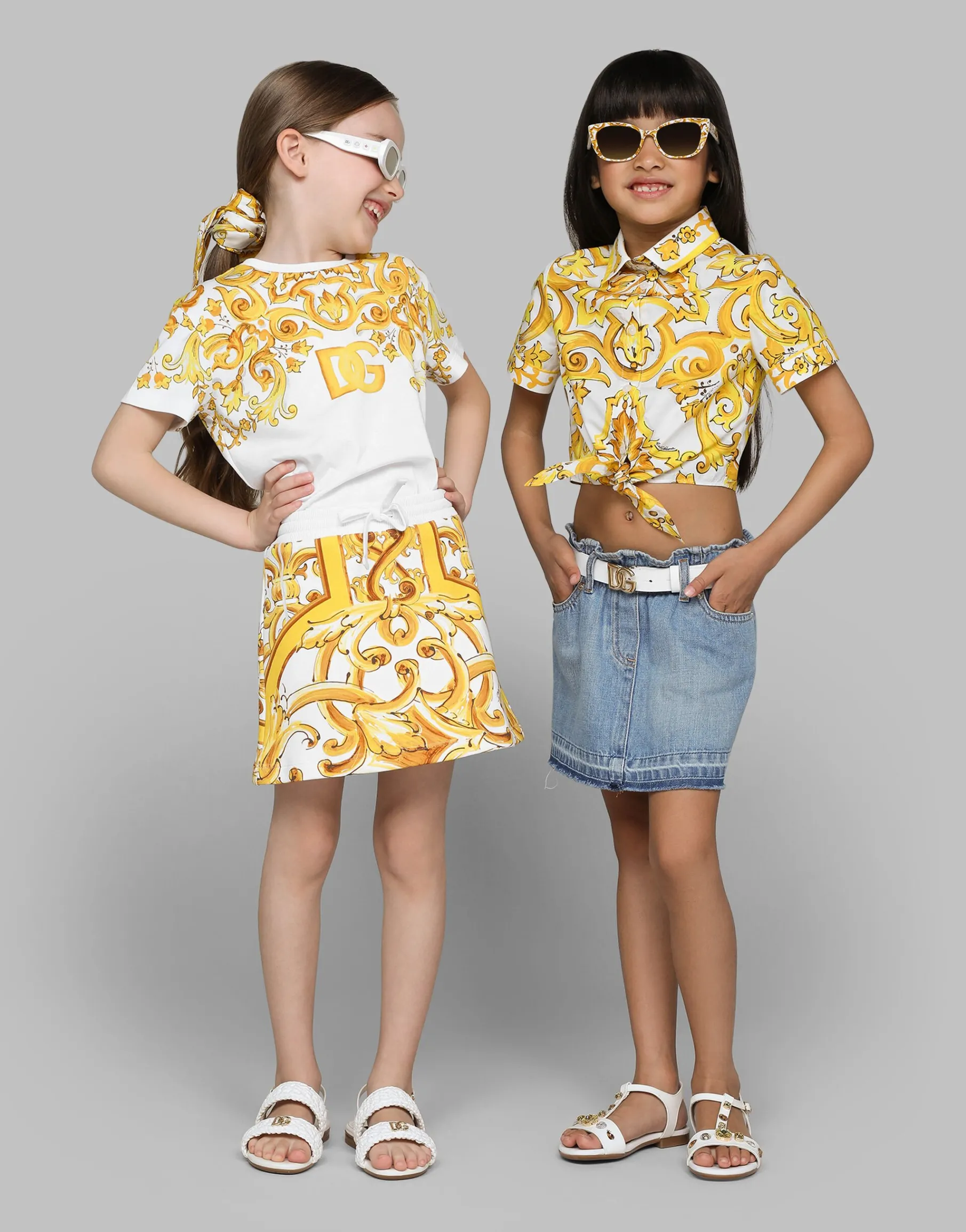 Poplin shirt with yellow majolica print